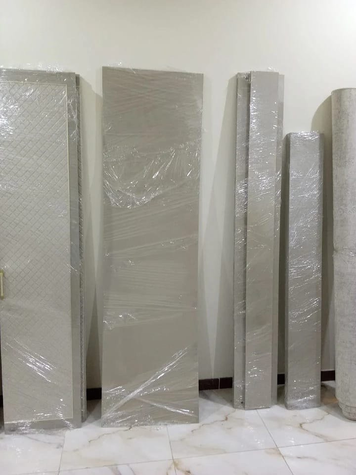 photo-6021860774437307485-y